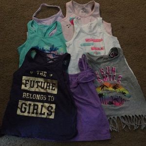 Sleeveless tank tops